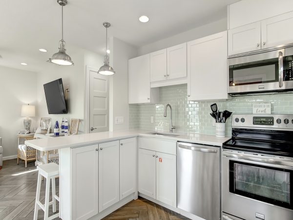 Bradenton Beach Four Bedroom Vacation Home with Pool & Spa
